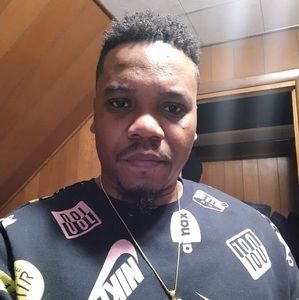 Meet your Posher, Guy